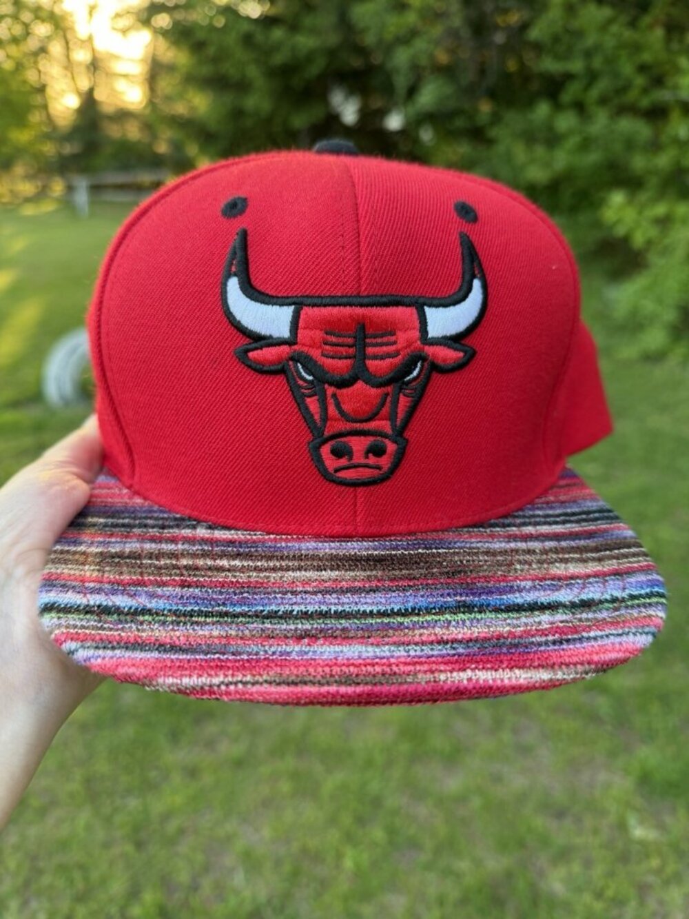 Mitchell & Ness Chicago Bulls tapestry rainbow embroidered snapback streetwear - Picture 2 of 12